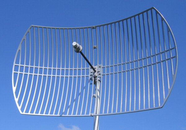 5,5 GHz Grid Parabol-Richtantenne 30 dBi
